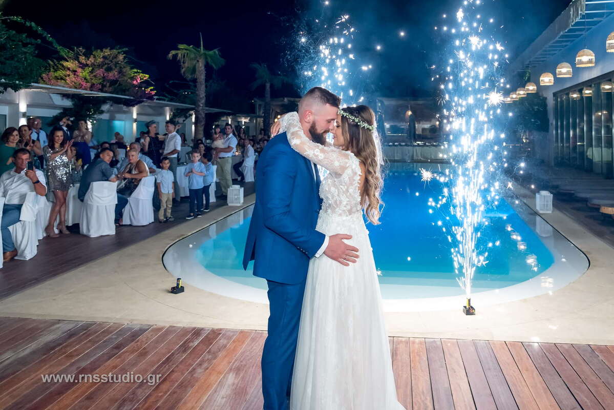 Τάσος & Δέσποινα - Αττική : Real Wedding by R N S  Studio